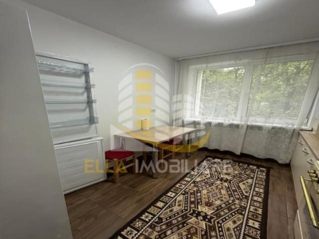 Apartament 3 camere de inchiriat zona Marchian, Spitalul Judetean