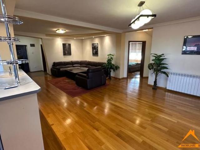 Apartament 3 camere de inchiriat zona OITUZ Ready to Move!