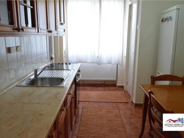Apartament 3 Camere de Inchiriat Zona Aleea Carpati