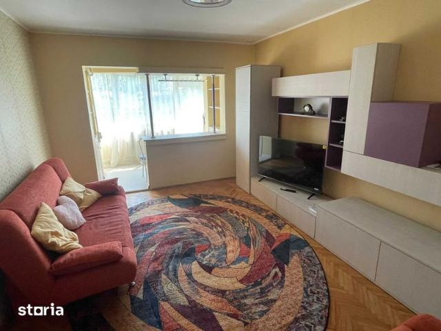 Apartament 3 camere de inchiriat zona Bistrita Lac