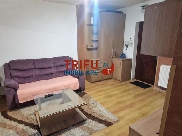 Apartament 3 camere de inchiriat zona Cetate