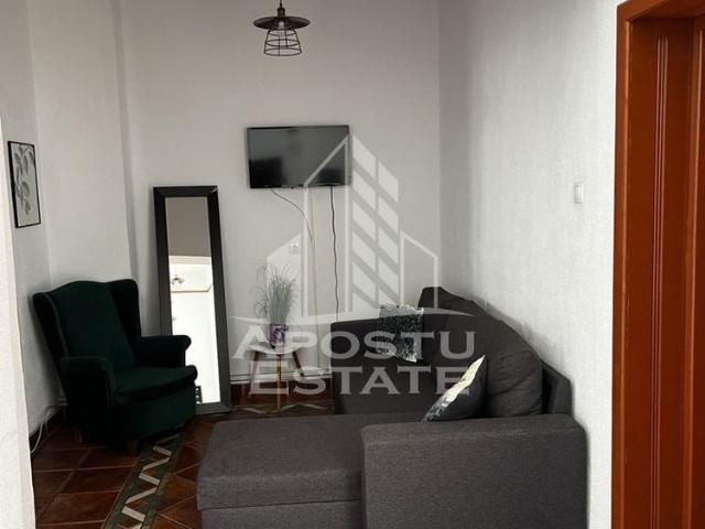 Apartament 3 camere, de inchiriat zona Unirii,Timisoara