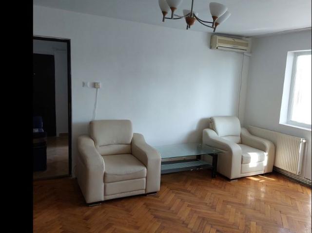 Apartament 3 camere, De închiriat, Aleea Școlilor, langă Școala nr. 12