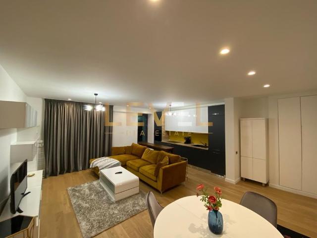 Apartament 3 camere de inchiriat Aviatiei Towers