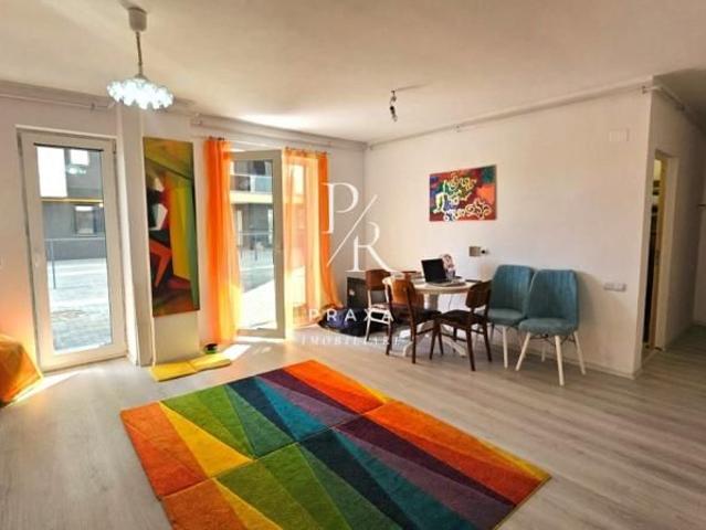 Apartament 3 camere de inchiriat, bloc nou, terasa 80 mp, Tineretului!