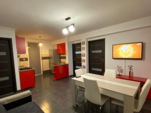 Apartament 3 camere de inchiriat, Buna Ziua