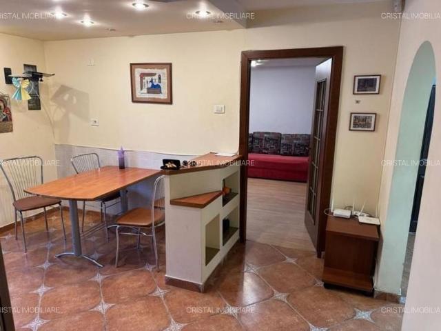 Apartament 3 camere de inchiriat, centrala proprie, Drumul Sarii