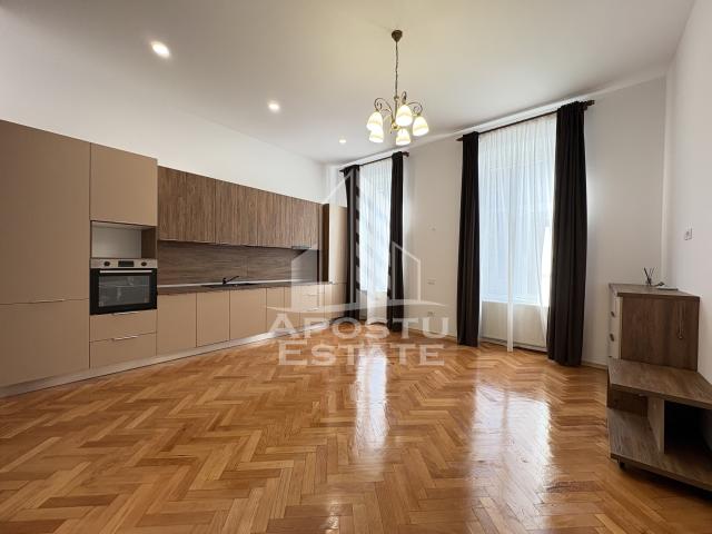 Apartament 3 camere, de inchiriat, centrala proprie, Piata Maria