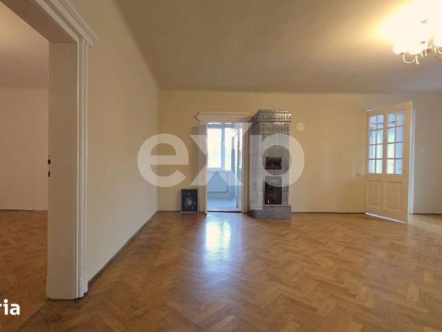 Apartament 3 camere de inchiriat – Centrul Istoric, Str. Mihai Emine