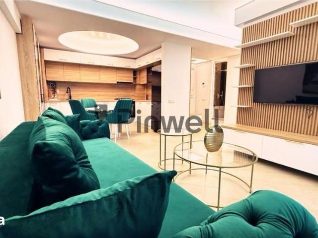 Apartament 3 camere de închiriat | Cortina North | Terasă, 2 parcari