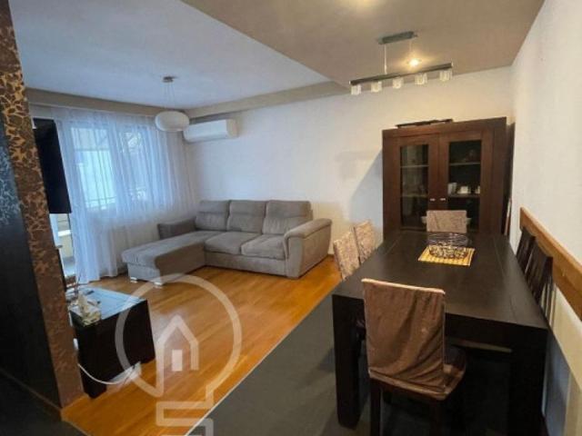 Apartament 3 camere de inchiriat cu parcare Andrei Muresanu