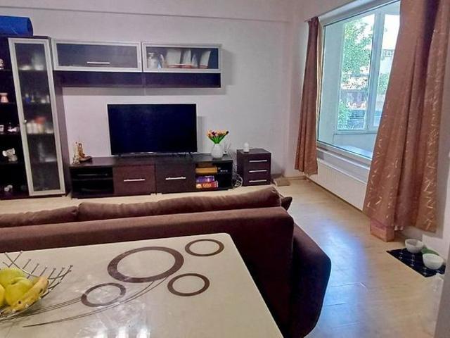 Apartament 3 camere de inchiriat Dambu, complet mobilat, Bloc Nou