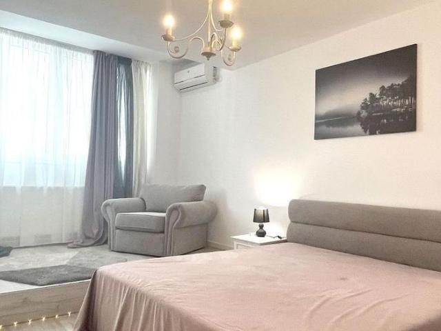 Apartament 3 camere de închiriat Decebal