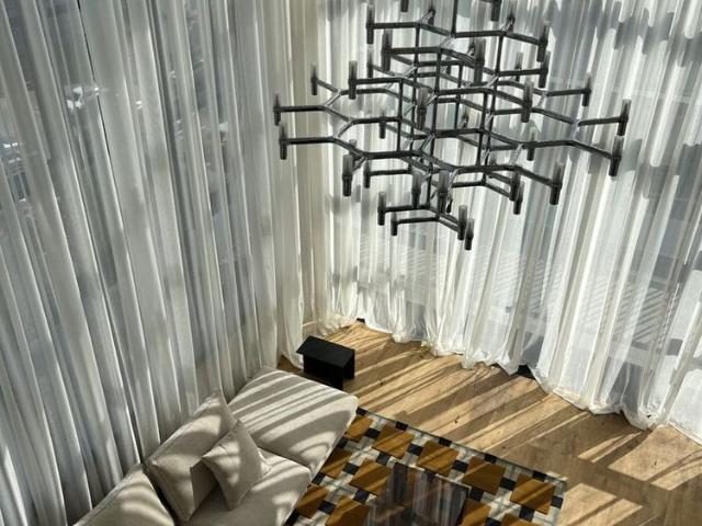 Apartament 3 camere de Inchiriat | Design Loft | Terasa & Boxa