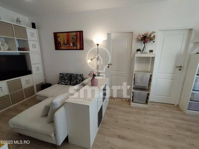Apartament 3 camere de închiriat Europa 550 euro