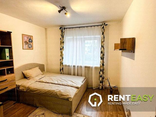 Apartament 3 camere de inchiriat Hala Centrala