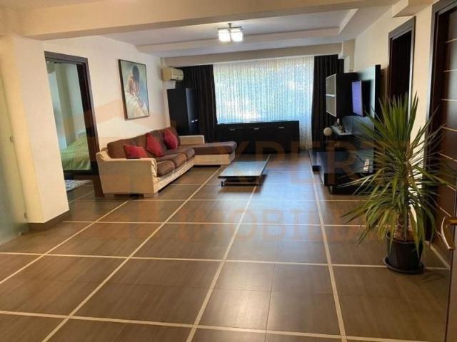 Apartament 3 camere de inchiriat, in zona Mamaia
