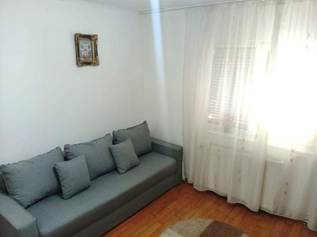 Apartament 3 camere de inchiriat in zona Alfa
