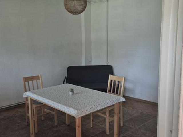 Apartament 3 camere de inchiriat in Cornu