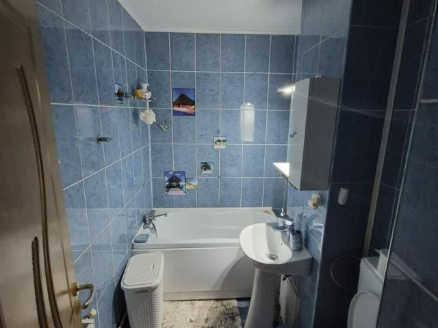 Apartament 3 camere de inchiriat in Curtea de Arges zona Episcop Nichita