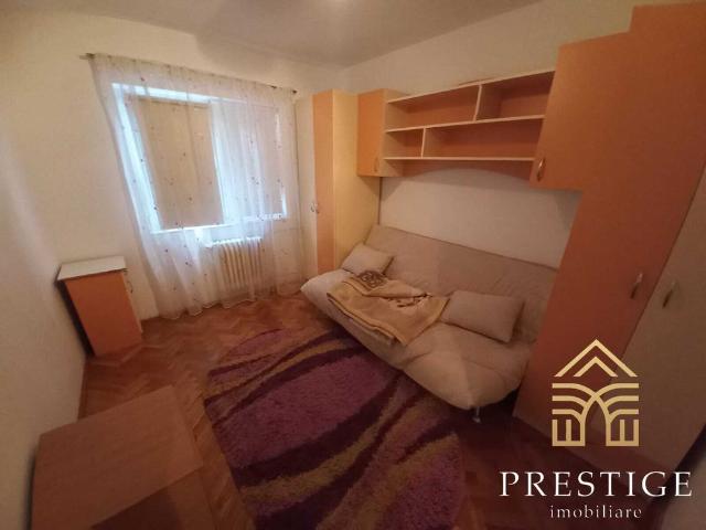 Apartament 3 camere de inchiriat in Rogerius, Oradea