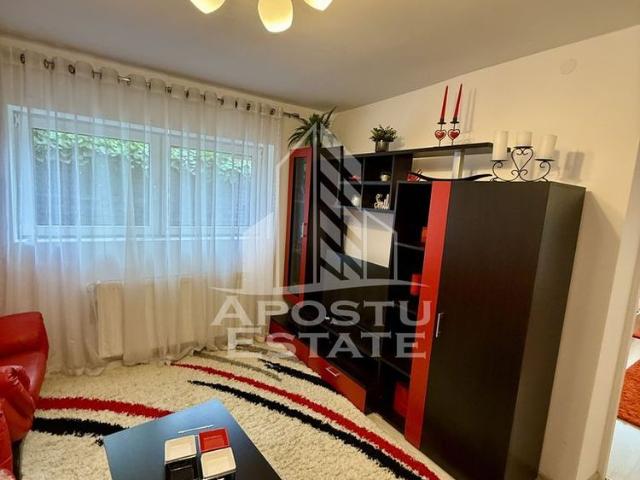 Apartament 3 camere de inchiriat,la curte comuna, Girocului, Timisoara