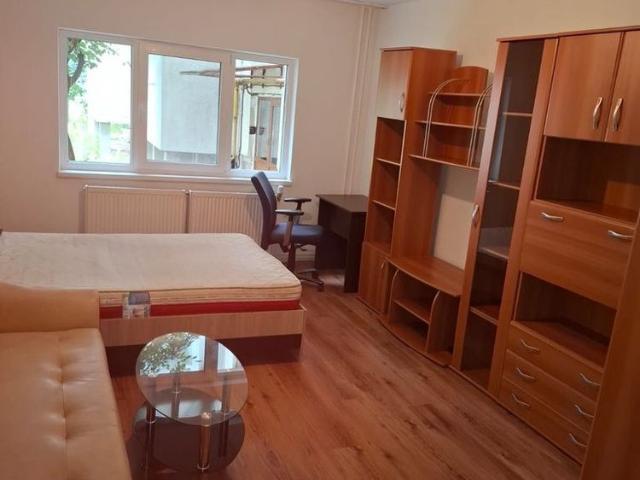 APARTAMENT 3 CAMERE DE ÎNCHIRIAT | MĂNĂȘTUR | STRADA TĂȘNAD |