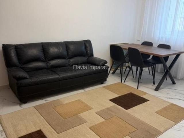 Apartament 3 camere de inchiriat / Metrou Piata Victoriei
