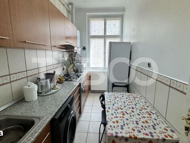 Apartament 3 camere de inchiriat mobilat utilat 90mpu BALCESCU Sibiu