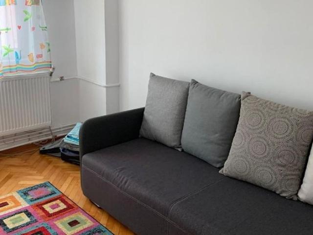 3 camere de închiriat I Panduri I Bloc 1992 I Aproape de centru I mobilat I