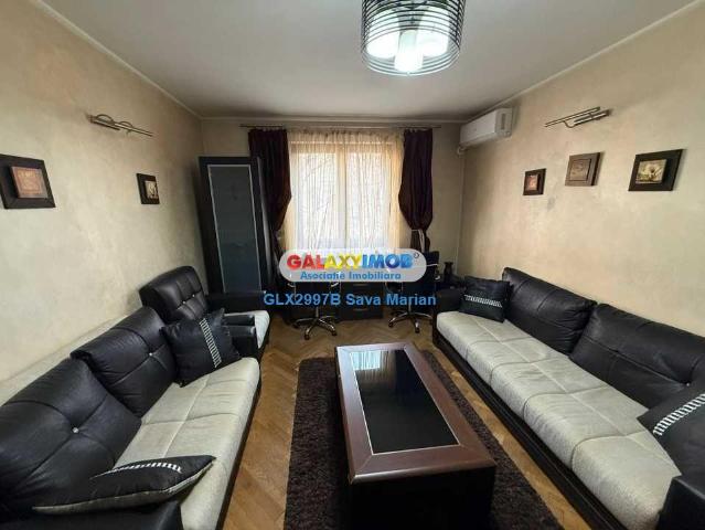 apartament 3 camere de inchiriat piata romana