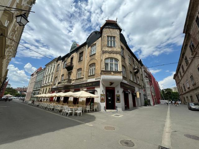 Apartament 3 camere de închiriat – Piața Unirii