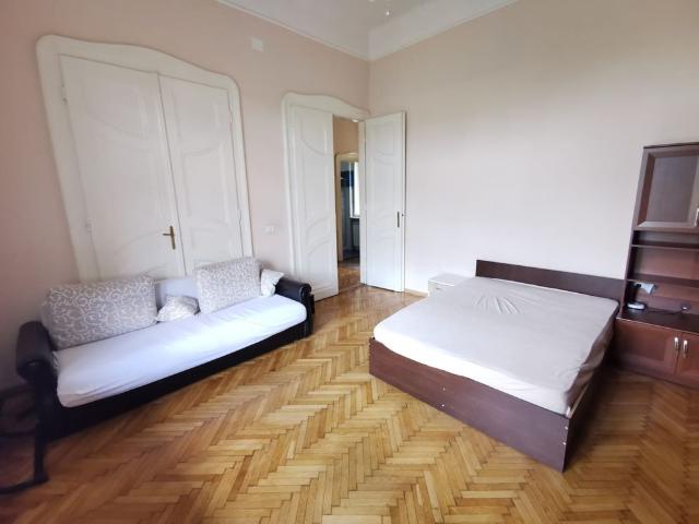 ✨ Apartament 3 camere de închiriat – Piața Victoriei ✨