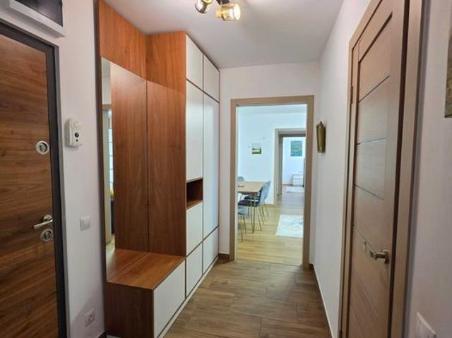 Apartament 3 camere de închiriat, renovat integral, Podu Roș – Bd. Soc