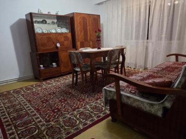 Apartament 3 camere de inchiriat – Str. Buzau, Grigorescu