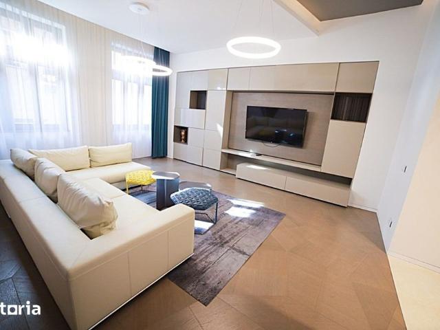 Apartament 3 camere de lux Centru Istoric, 130mp, 2000Euro