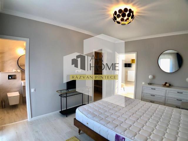 Apartament 3 camere, de lux, curte proprie, Albert, Ploiesti