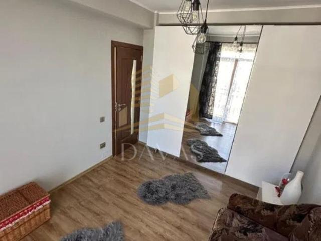 Apartament 3 camere decomandat + 2 locuri de parcare incluse in pret | Zorilor