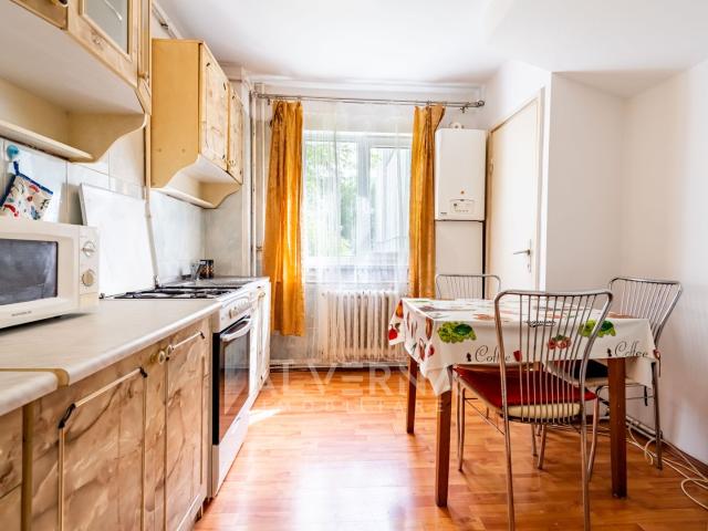 Apartament 3 camere | decomandat | 70mp + balcon | parcare | Manastur