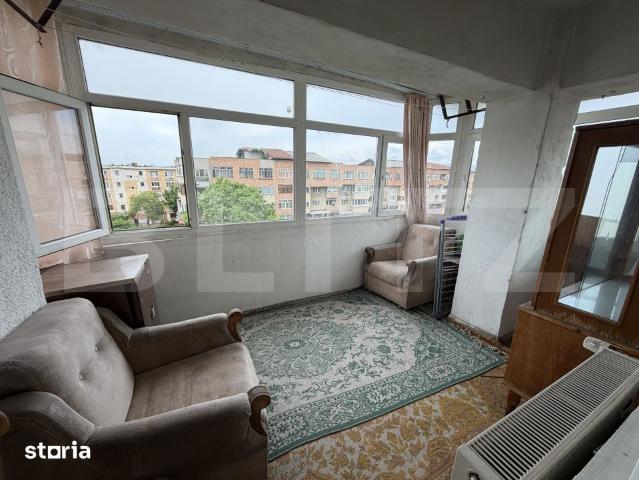Apartament 3 camere, decomandat, 72 mp, zona Victoriei