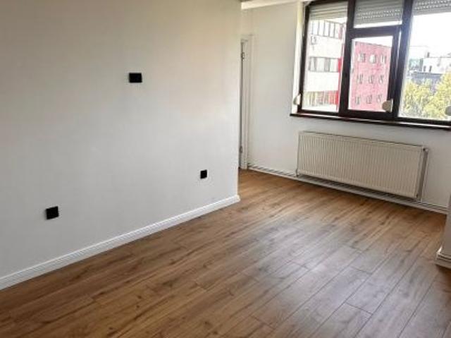 Apartament 3 camere decomandat, 73 mp, Promenada Mall