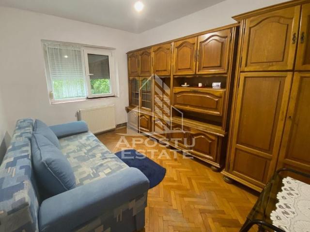 Apartament 3 camere, decomandat, centrala proprie, Girocului