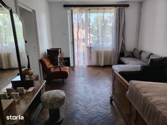 Apartament 3 camere decomandat, etaj 2 – Ion Ghica, langa Parcul Cen