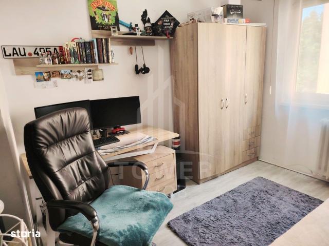 Apartament 3 camere decomandat, etaj intermediar
