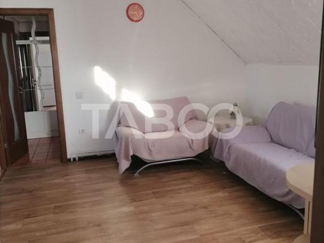 Apartament 3 camere decomandat in zona Trei Stejari
