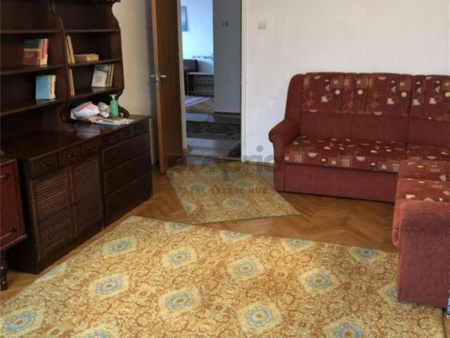 Apartament 3 camere decomandat Str. Bisericii Romane, langa Opera
