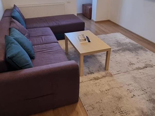Apartament 3 camere decomandat zona Casa de Cultură