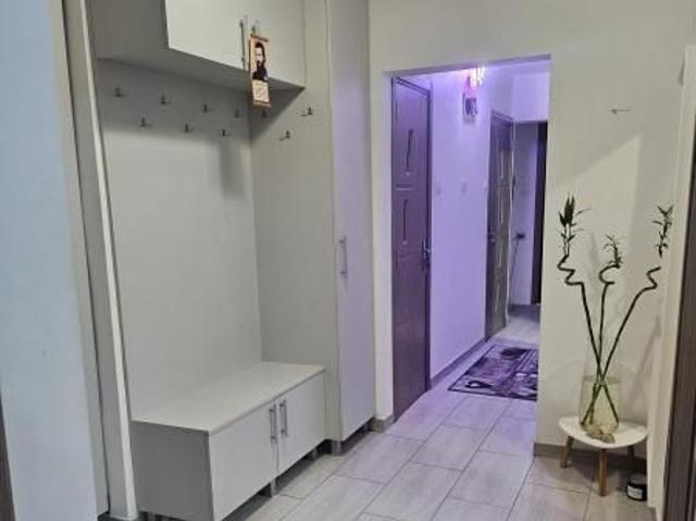Apartament 3 camere decomandat Zona Colentina