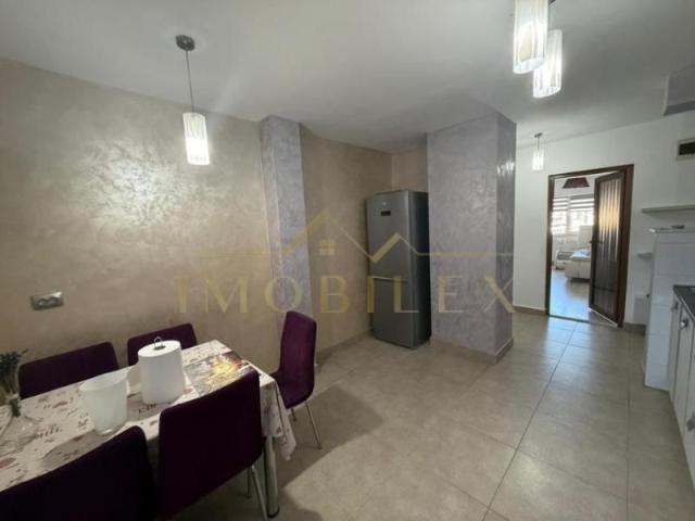 Apartament 3 camere, decomandat, zona Marasti