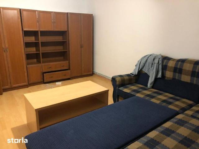 Apartament 3 camere decomandat zona semicentrala
